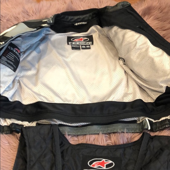 Alpine Star Women Motorcycle Jacket - Picture 9 of 10